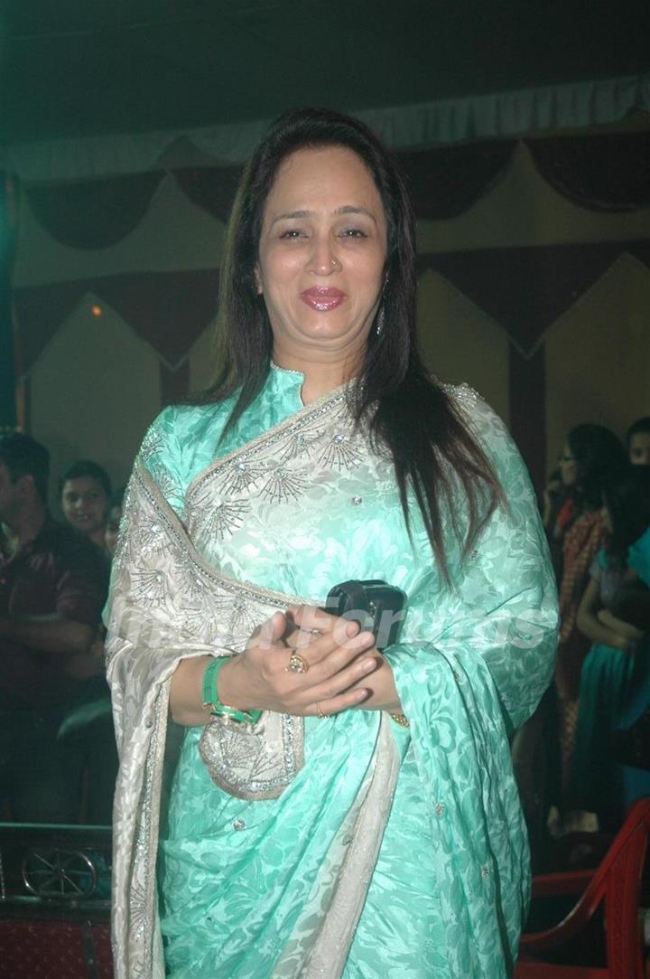 Smita Thakeray at inaugration of Shiva's Salon Academy