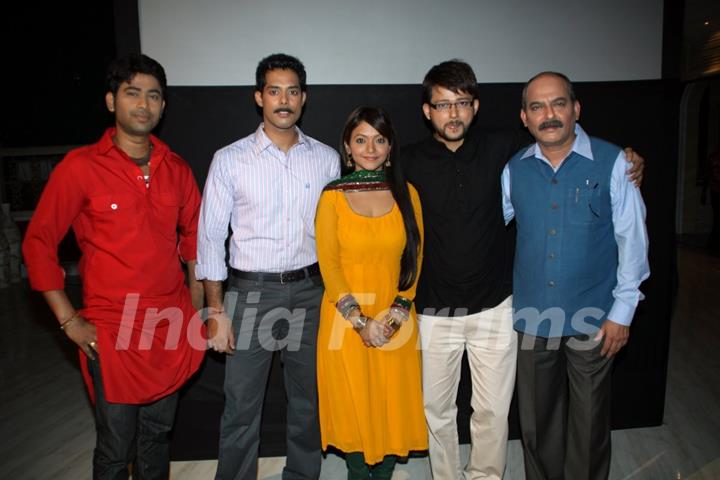 Cast and Crew at Press meet of a new show ''Armanon Ka Balidaan - Aarakshan'' on Imagine