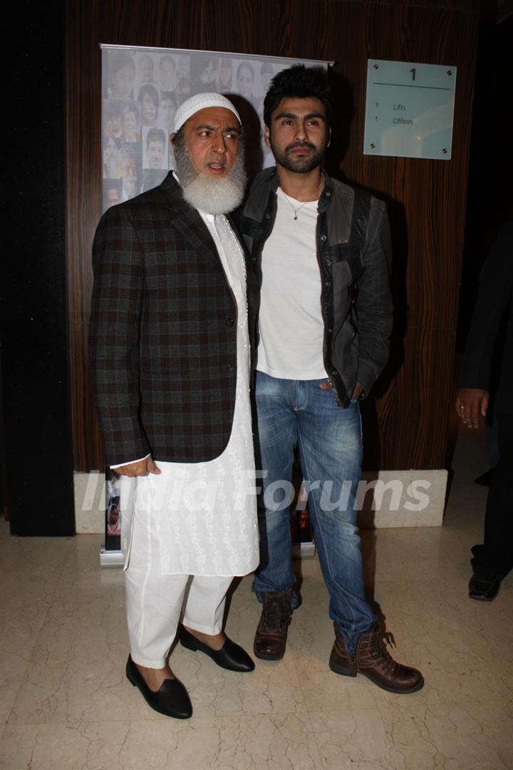 Gulshan Grover and Arya Babbar at the launch of the film 'Kuch Log' based on 26/11 attacks