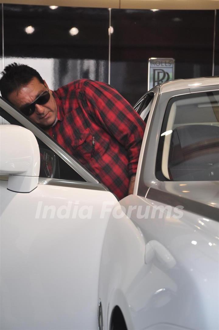 Sanjay Dutt gifts wife Manyata a Rolls Royce Ghost