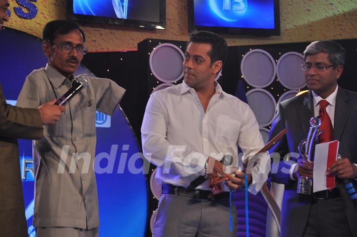 Salman Khan honoured the extraordinary achievers at IBN 7's Bajaj Allianz Super Idol Awards at Hotel TajLands End in Bandra