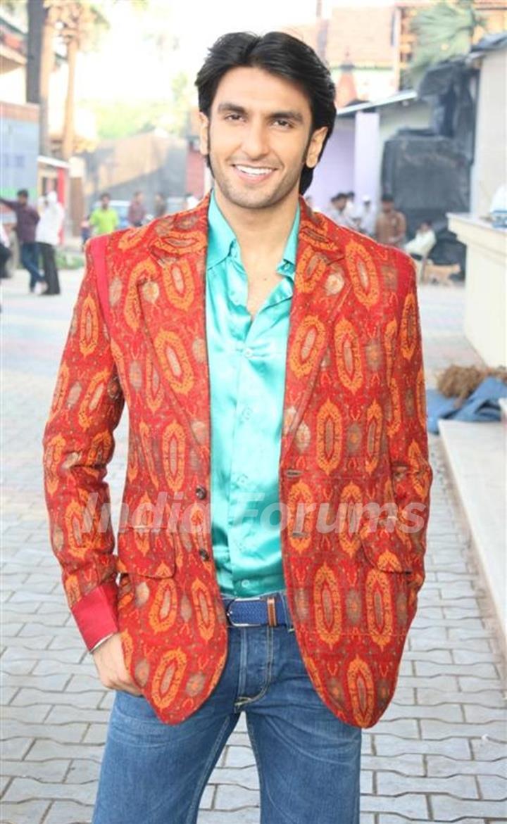 Ranveer Singh on the sets of Saas Bina Sasural