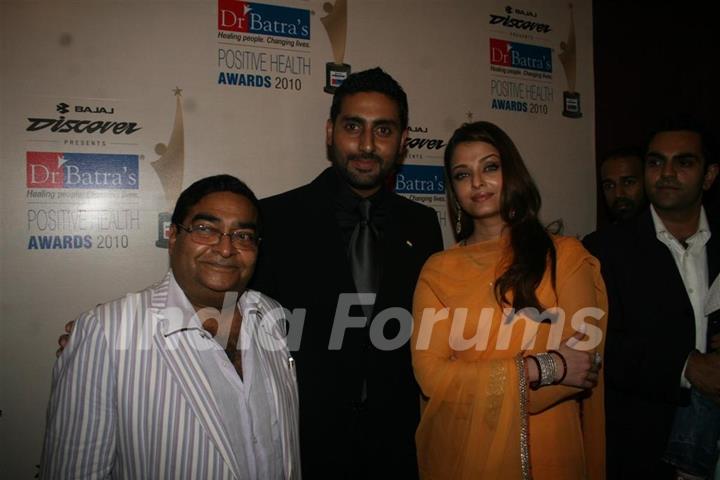 Abhishek and Aishwarya Rai Bachchan at Positive Health Award 2010 at NCPA