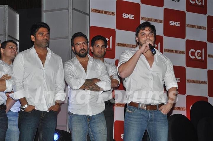 Sohail Khan and Sunil Shetty at Press Conference for the Celebrity cricket League (CCL), Mumbai