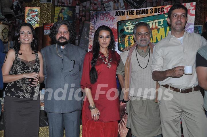 Cast and Crew at Phas Gaye Re Obama promotion press meet