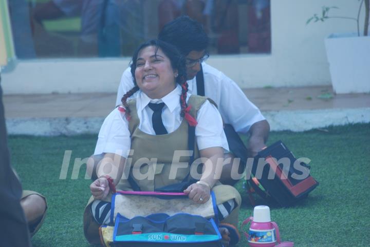 Dolly enjoying the class in Bigg Boss 4 house