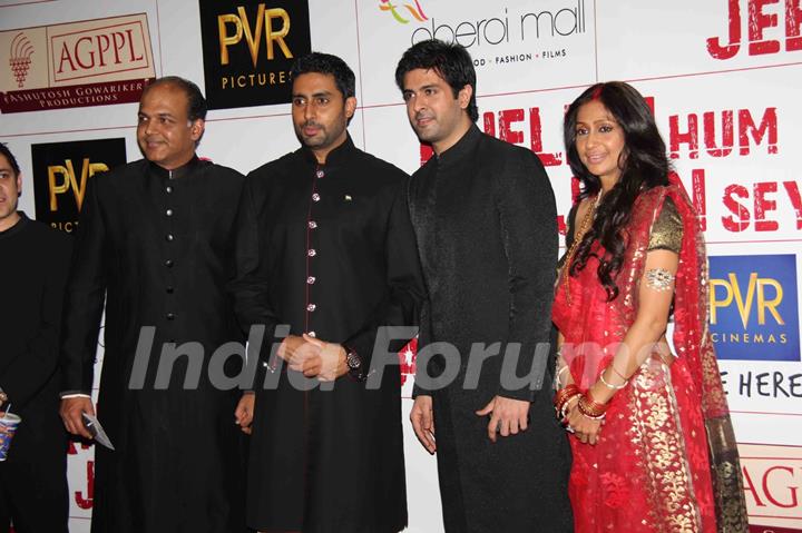 Ashutosh, Abhishek and Harman Baweja at Premier Of Film Khelein Hum Jee Jaan Sey