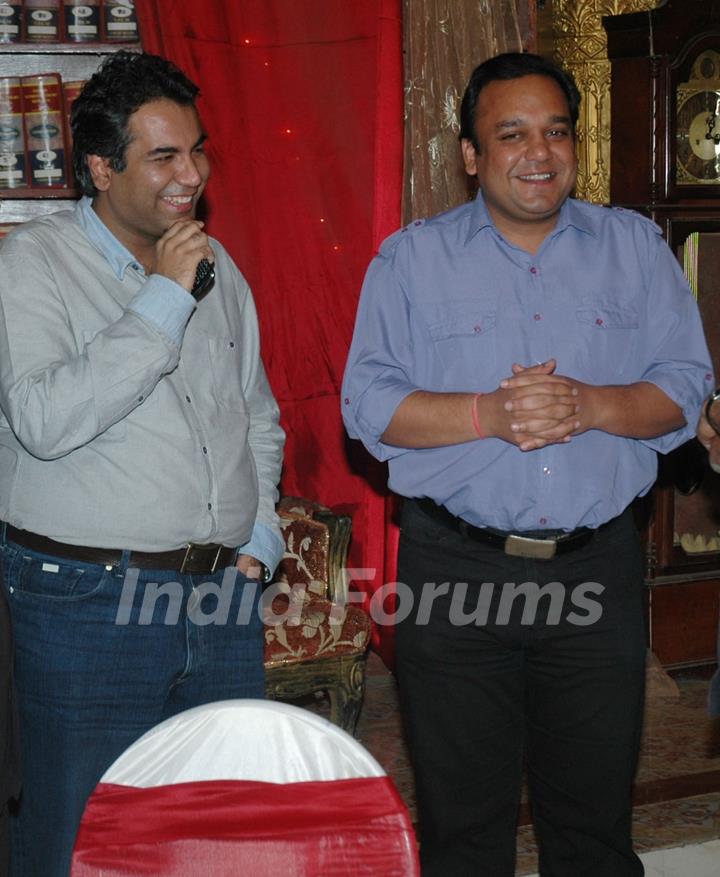 Sukesh Motwani & Punit Goel at “Yahan Main Ghar Ghar Kheli” celebrates the completion of one year