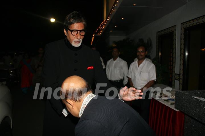 Amitabh Bachchan at Sameer daughter Shanchita & Abhishek wedding at Sun and Sands wedding reception