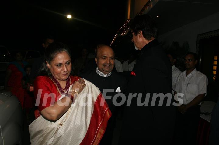 Amitabh and Jaya at Sameer daughter Shanchita & Abhishek wedding at Sun and Sands wedding reception