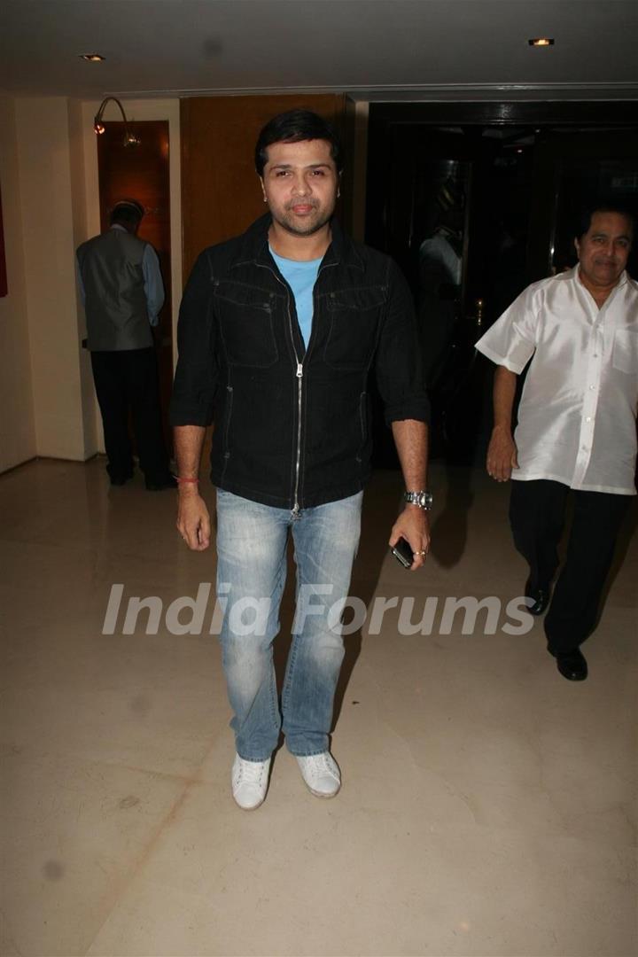 Himesh Reshammiya at Sameer daughter Shanchita & Abhishek wedding at Sun and Sands wedding reception