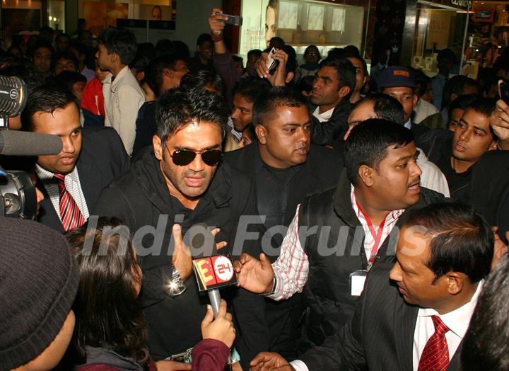 Sunil Shetty at Ambience Mall, in New Delhi to promote his film ''No Problem'' on Sunday. .