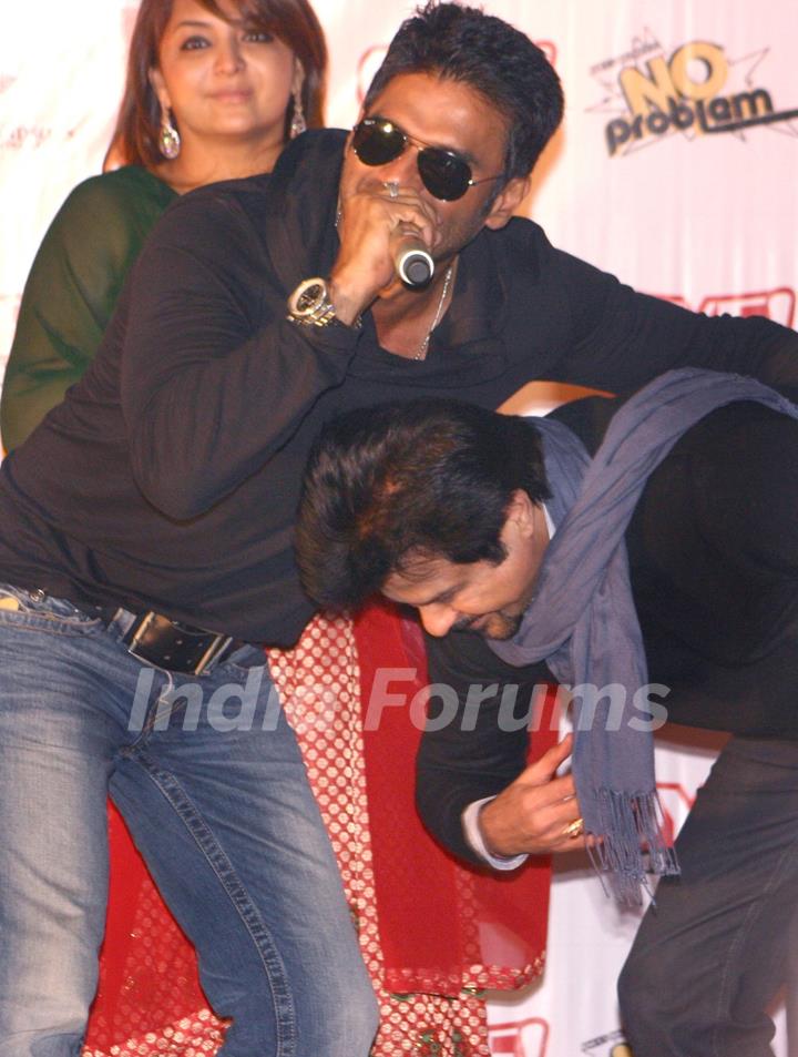 Bollywood actors Anil Kapoor and Sunil Shetty at Ambience Mall, in New Delhi to promote thier film