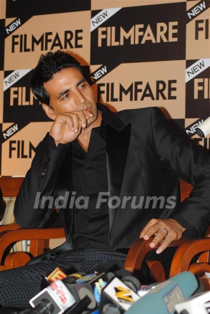 Akshay Kumar unveil Special Anniversay Issue 2010 of Filmfare Magazine at Enigma in Hotel JW Marriott in Juhu, Mumbai