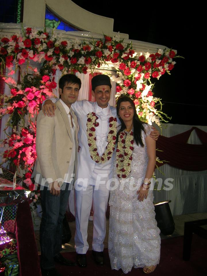Karan Tacker with Rushad Rana and his wife Khushnum