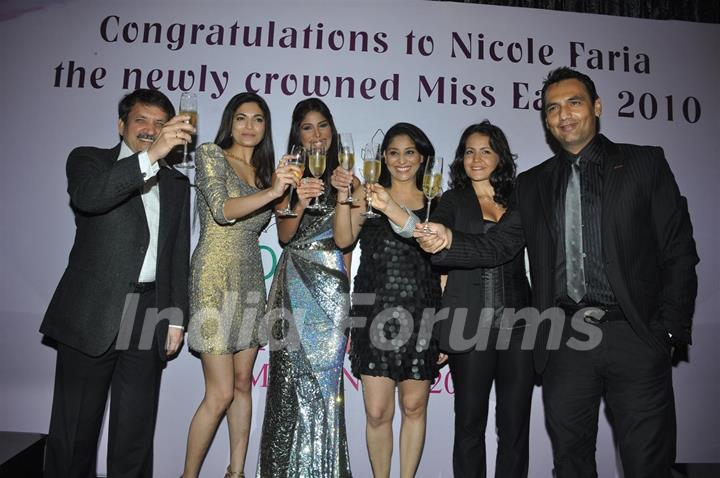 Celebs grace Miss Earth 2010 Nicole Faria's welcome bash at the Atria Mall