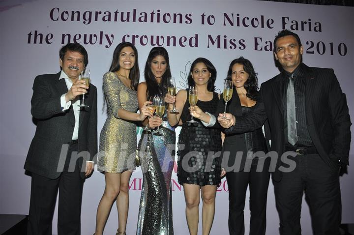 Celebs grace Miss Earth 2010 Nicole Faria's welcome bash at the Atria Mall