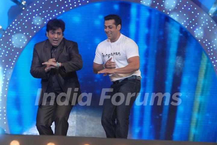 Govinda and Salman Khan at COLORS Umang 2011. .