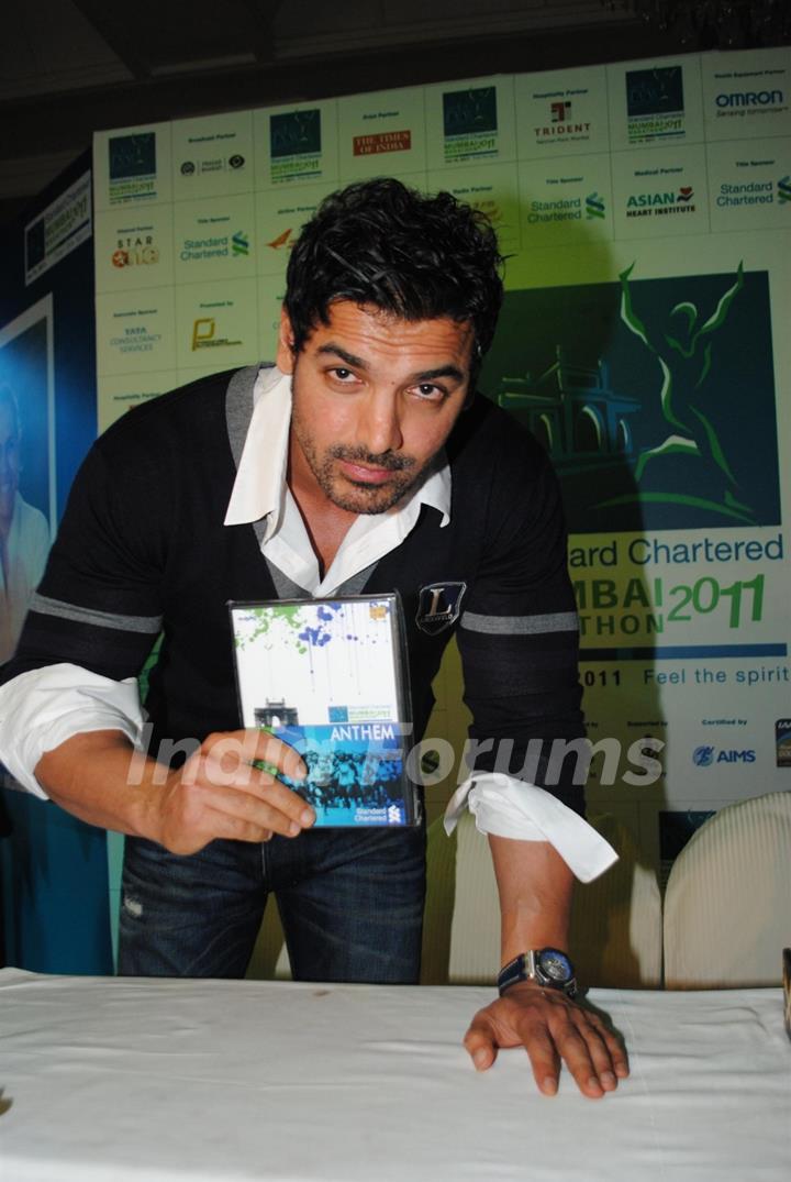 John Abraham launches Mumbai marathon anthem at Trident