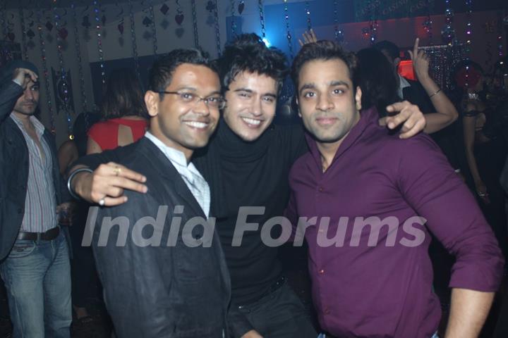 B'day party of fashion choreographer Shakir Shaikh at Mud Island,Mumbai