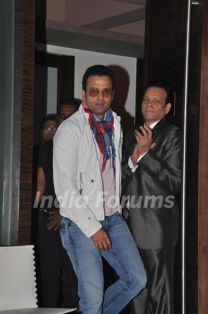 Rohit Roy at the launch of Stardust New Year's issue