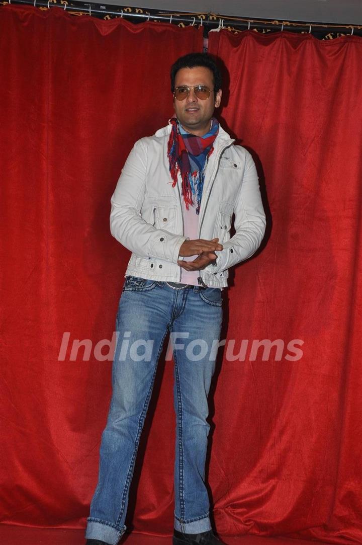 Rohit Roy at the launch of Stardust New Year's issue