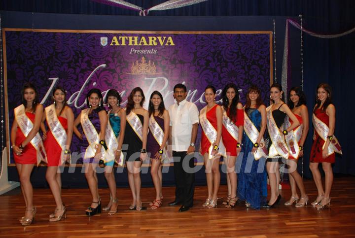 Indian Princess 2011 Sash Ceremony at Atharva College in Mumbai. .