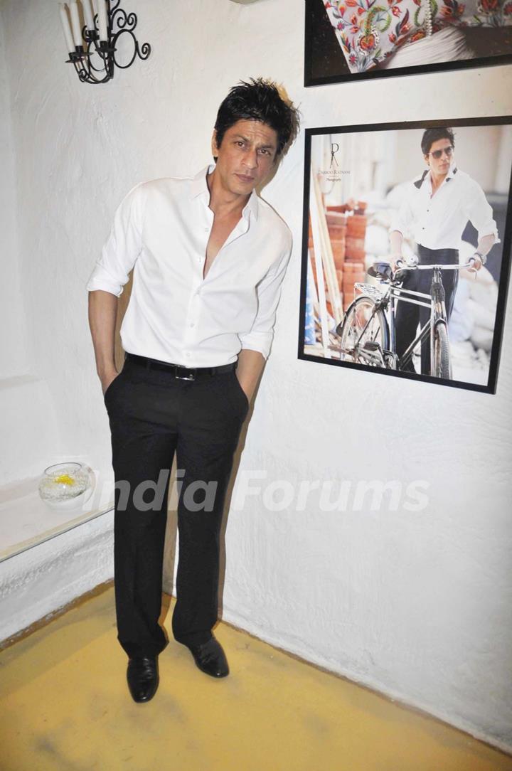 Shahrukh Khan grace Dabboo Ratnani Calendar Launch at Olive, Bandra, Mumbai. .