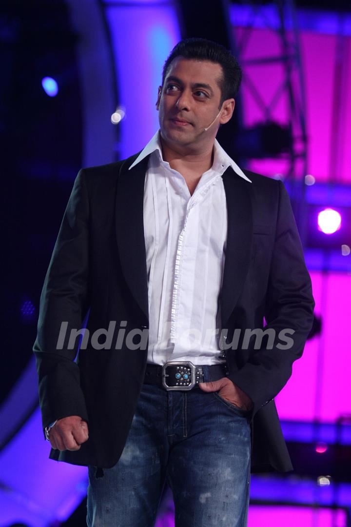 Salman Khan at Finale of Bigg Boss 4