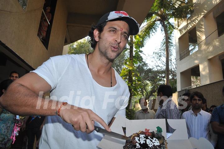 Hrithik Roshan celebrated his 37th birthday