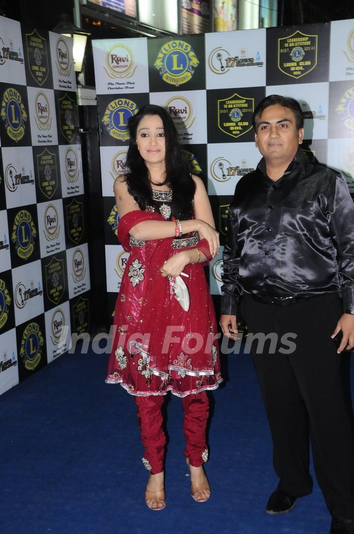 Dilip Joshi and Disha Wakani at 17th Lions Gold Awards