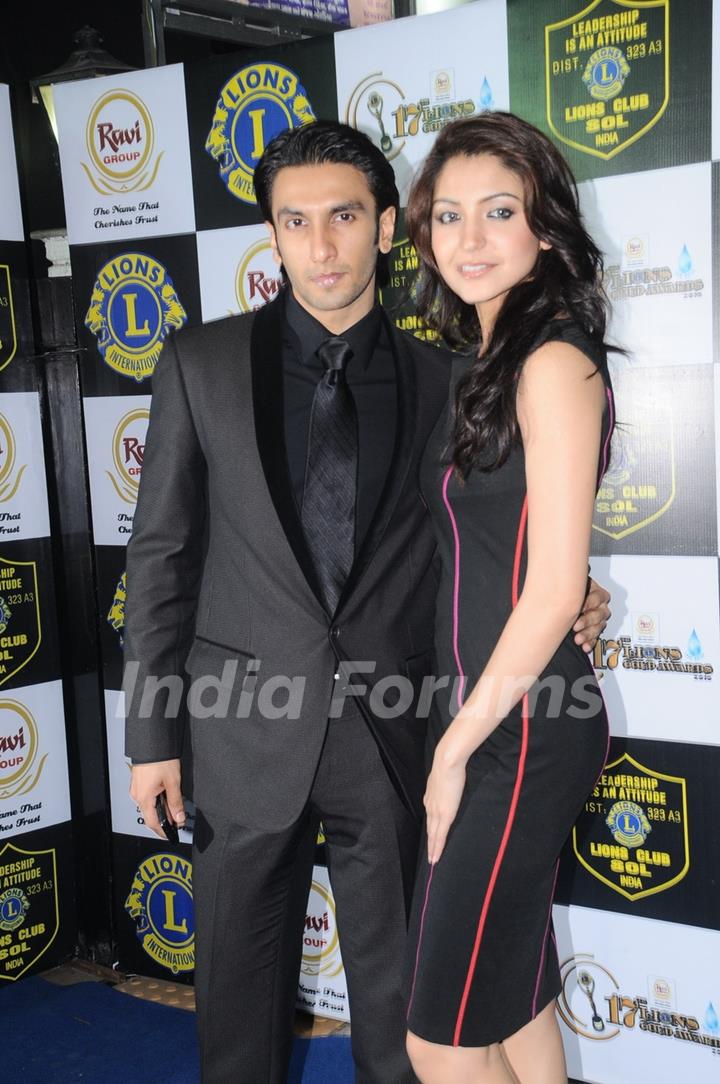 Anushka Sharma and Ranveer Singh at 17th Lions Gold Awards