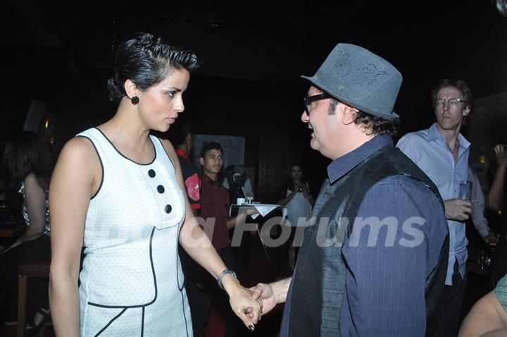 Gul Panag and Vinay Pathak at film “Turning 30!!!” promotional event