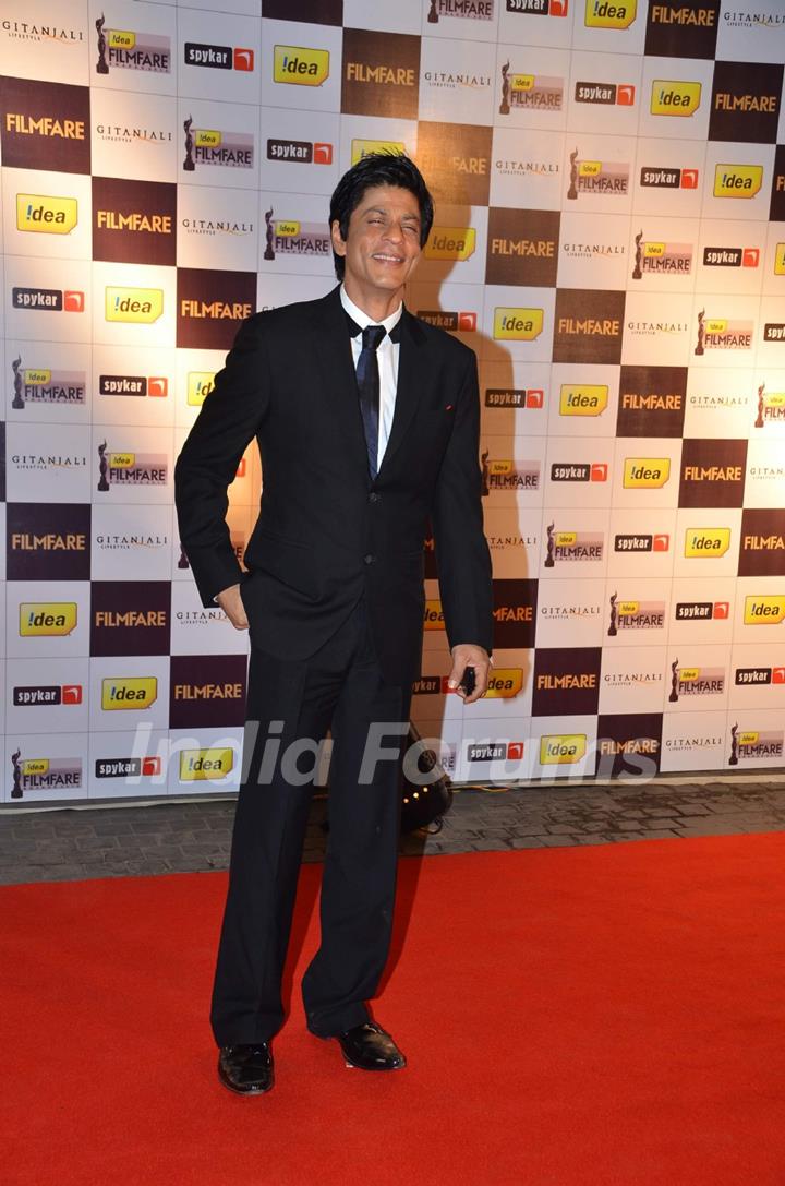 SRK at the Filmfare nominations bash at JW Marriott. .