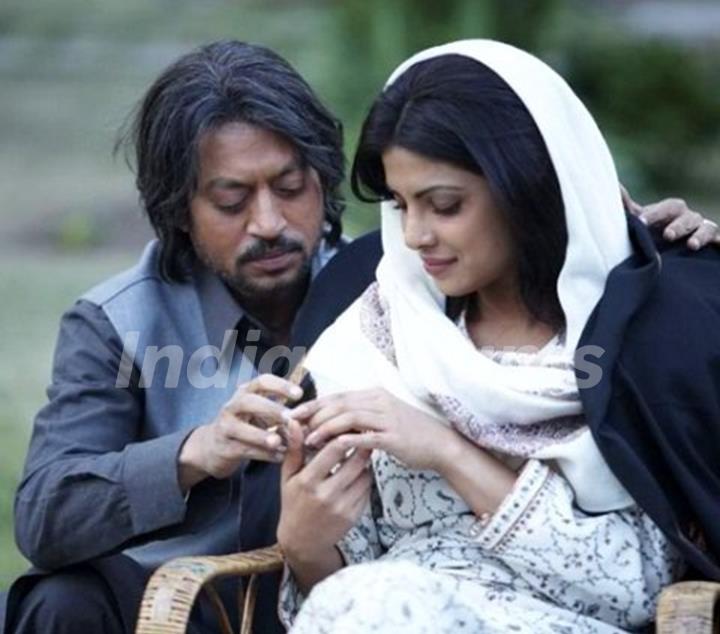 Irfan Khan and Priyanka Chopra in 7 Khoon Maaf movie