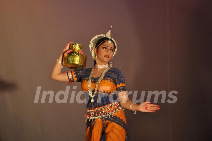 Gracy Singh perfoms at Classical Concert