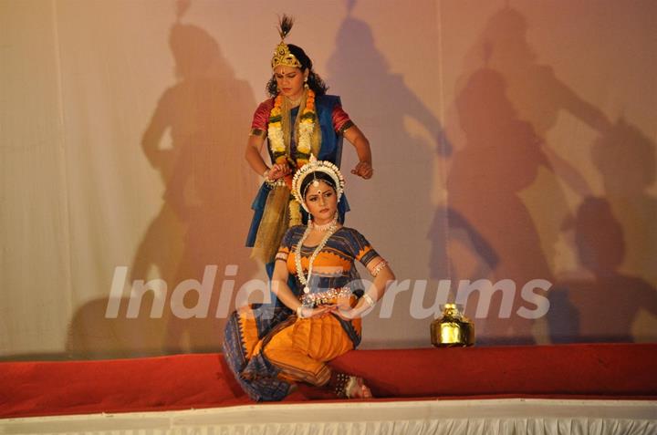 Gracy Singh perfoms at Classical Concert