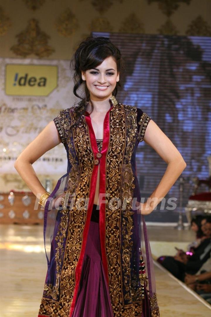 Dia Mirza walks the ramp for Shabana Azmi's charity show 'Mizwan'