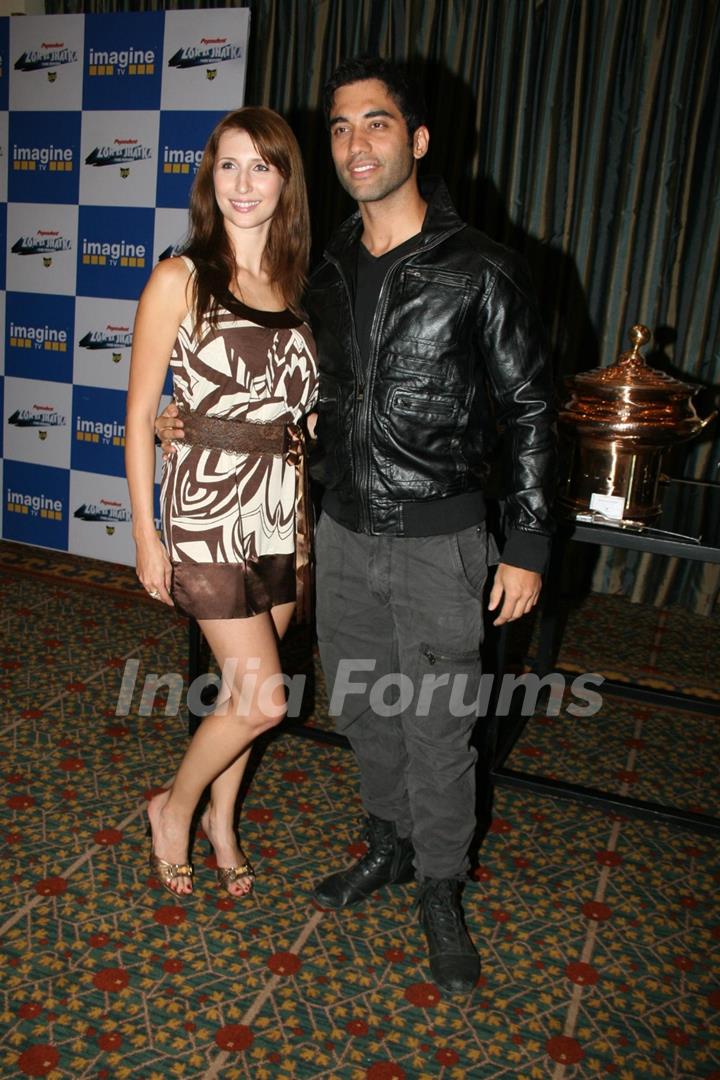 Kushal Punjabi and Claudia Ciesla at 'Zor Ka Jhatka' bash at JW Marriott Hotel in Mumbai