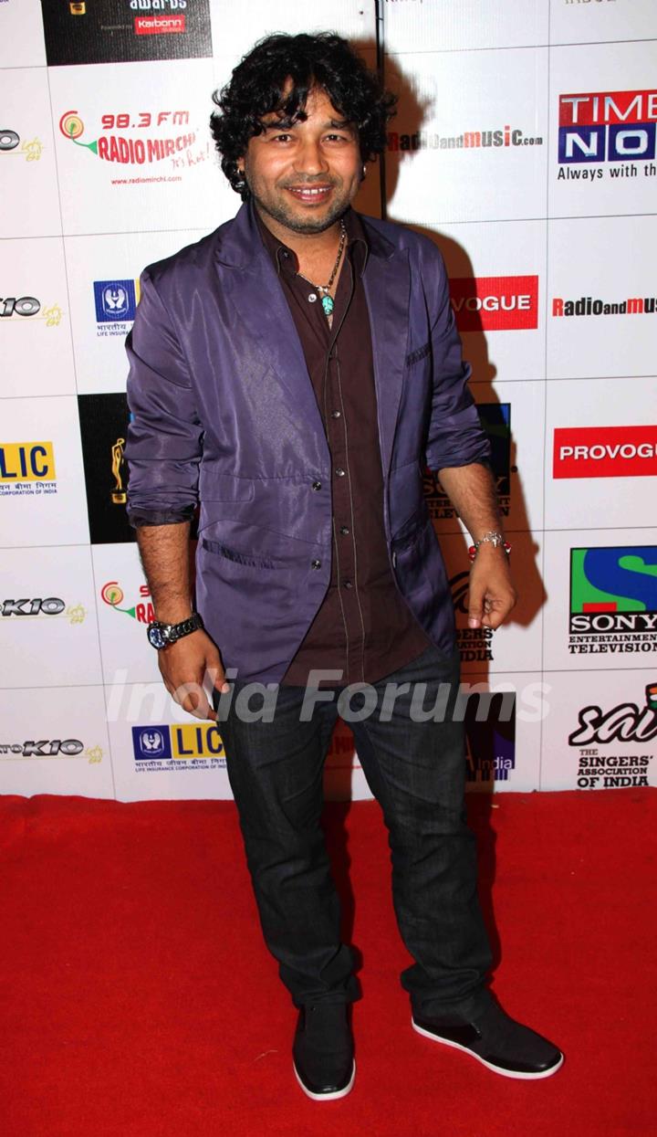 Kailash Kher at Mirchi Music Awards 2011 at BKC