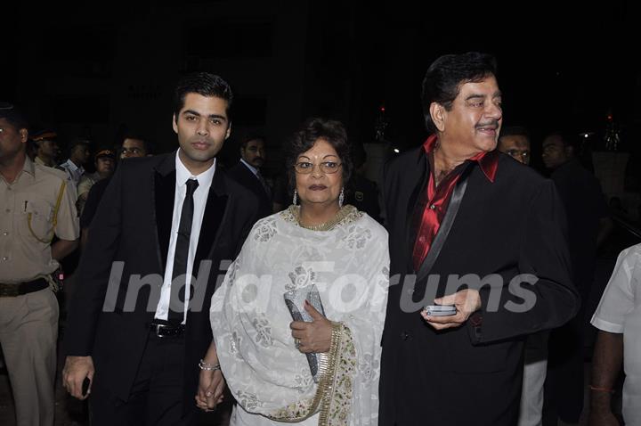 Karan Johar and Shatrughan Sinha at filmfare red carpet. .