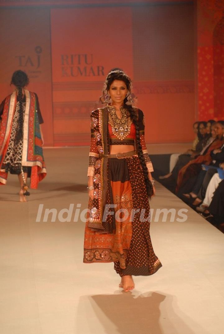 Models walk the ramp for Ritu Kumar fashion show at Taj land's End, Bandra in Mumbai