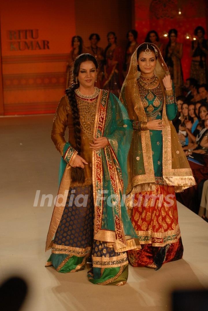 Dia Mirza and Shabana Azmi walk the ramp for Ritu Kumar fashion show at Taj land's End