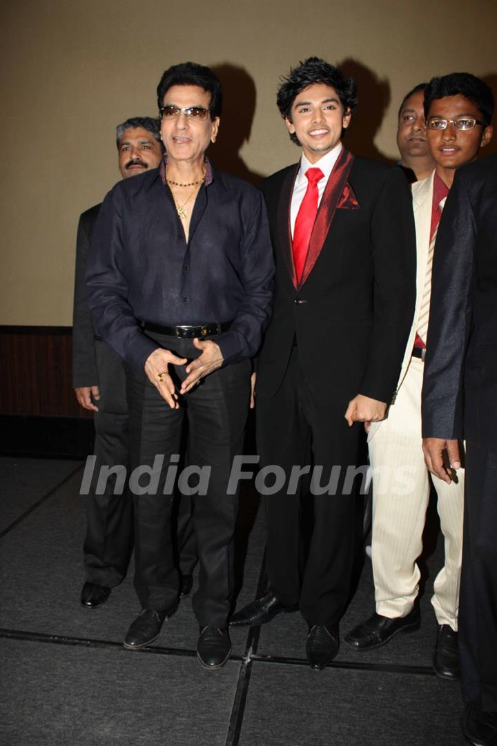 Jeetendra at Harsh Nagar's birthday party at Novotel