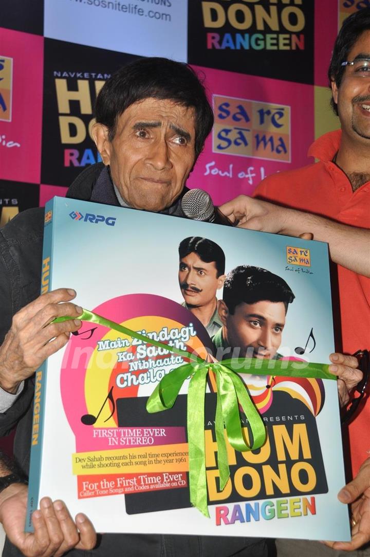 Legendary Actor Dev Anand at music release of old classic hindi film &quot;Hum Dono&quot;