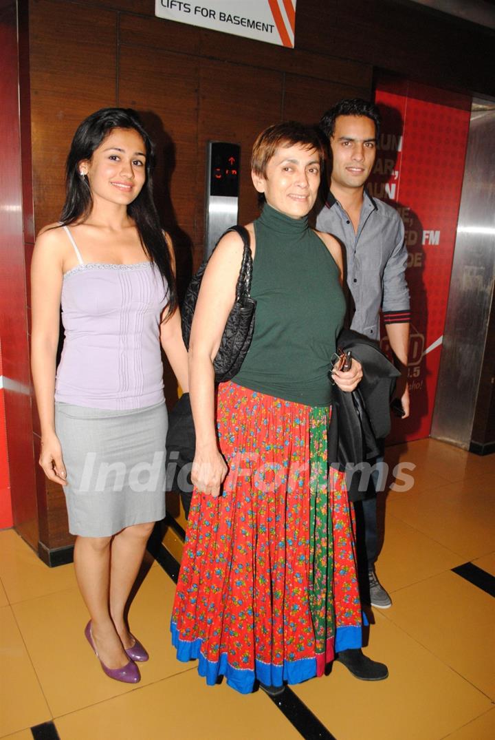 Deepa Sahi and Sasha Goradia at Premiere of 'Utt Pataang' movie