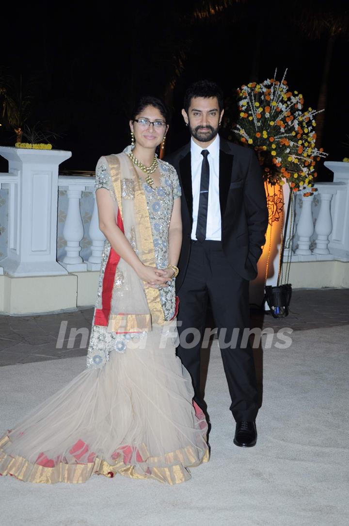 Aamir Khan and Kiran Rao at Imran Khan and Avantika Malik's Wedding Reception Party at Taj Land's End. .