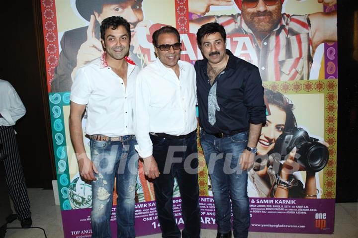 Dharmendra with his sons Sunny and Bobby Deol at Yamla Pagla Deewana Film success party