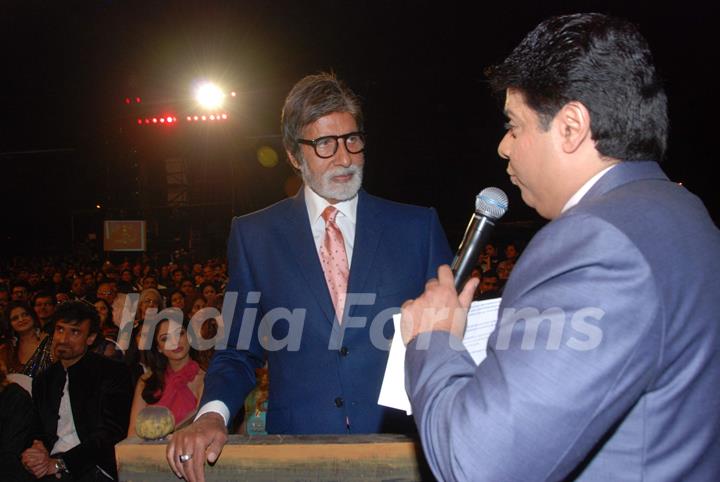 Amitabh Bachchan and Sajid Khan at Stardust awards 2011at Bandra. .