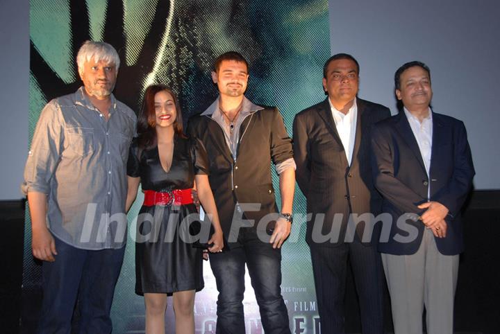 Vikram Bhatt, Twinkle and Mimoh at Launch of Vikram Bhatt's 'Haunted - 3D' movie first look